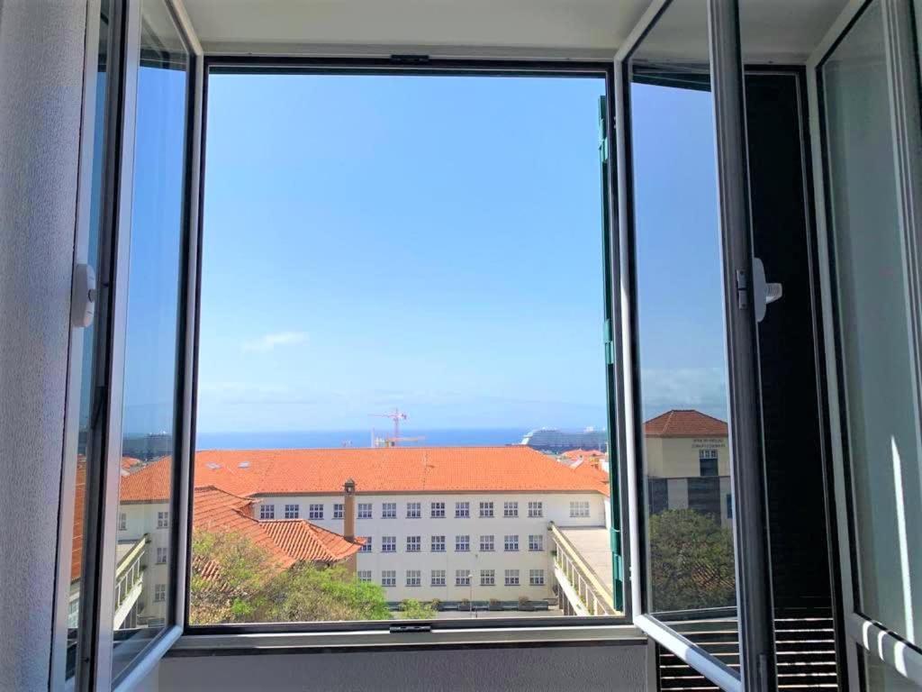 Madeira, 3 Bedroom Apartment With Ocean Views In Funchal 외부 사진