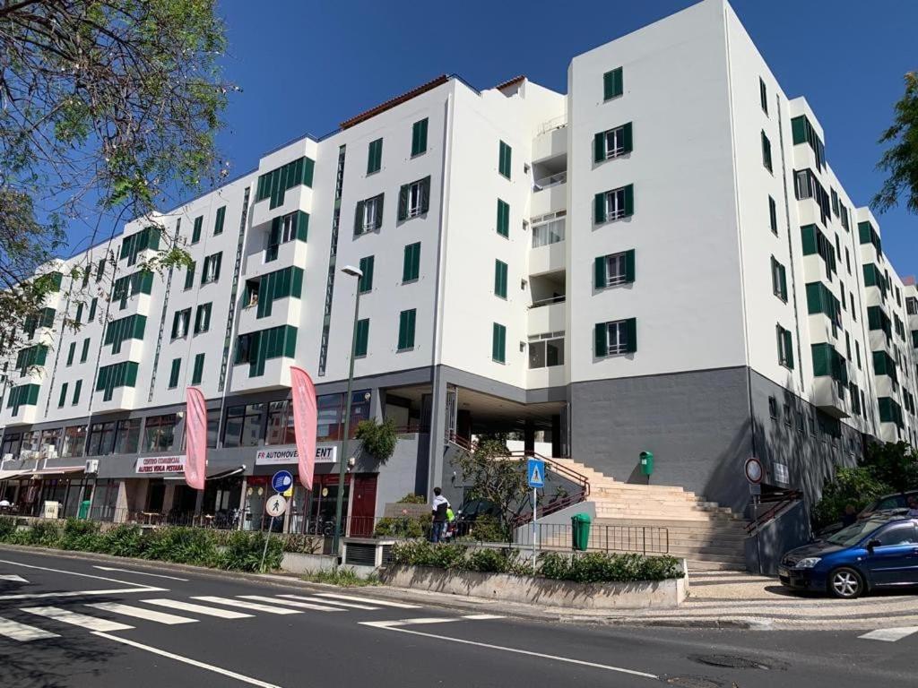 Madeira, 3 Bedroom Apartment With Ocean Views In Funchal 외부 사진